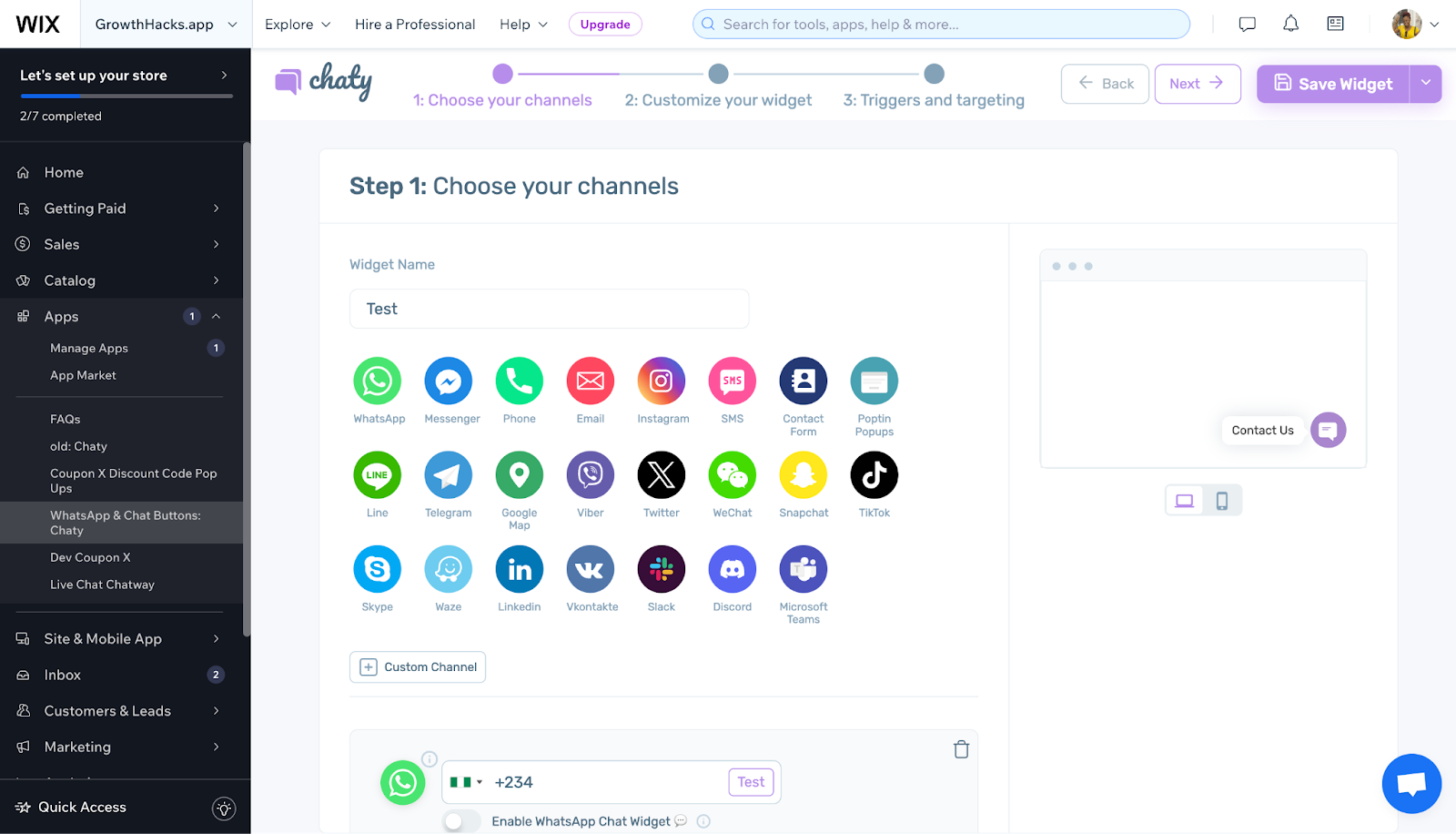 Chaty showing available channels for communication including WhatsApp and Facebook Messenger.